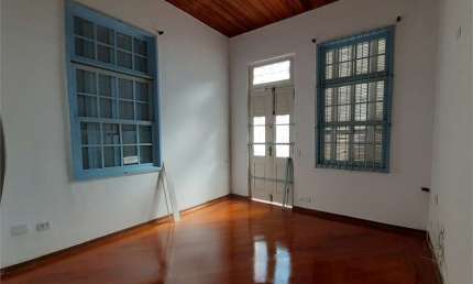 Casa com 2 quartos à venda ou para locação em Bela Vista - SP