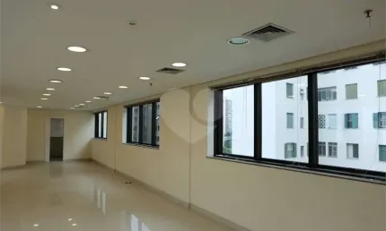 Sala comercial à venda na Avenida General Olímpio da Silveira, Higienópolis, São Paulo