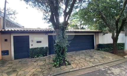 Casa térrea com 3 quartos à venda ou para locação em Campo Belo - SP
