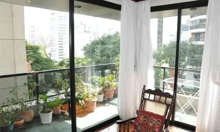 Apartamento com 3 quartos à venda ou para locação em Higienópolis - SP