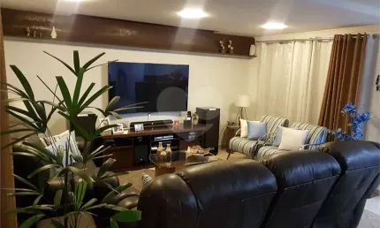 Casa com 3 quartos à venda na Rua Iguaruçu, Tatuapé, São Paulo