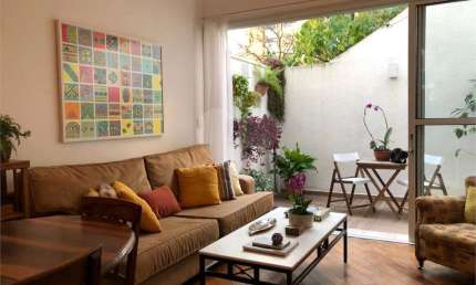 Casa com 2 quartos à venda na Rua Barão de Melgaço, Real Parque, São Paulo
