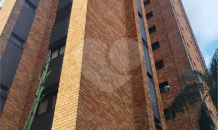Apartamento com 5 quartos à venda em Vila Uberabinha - SP