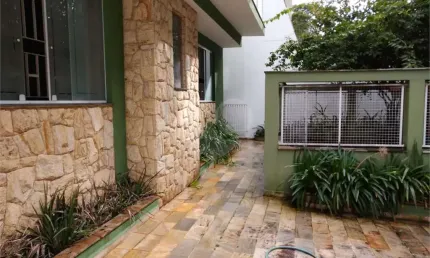 Sobrado com 5 quartos à venda em Jardim São Bento - SP