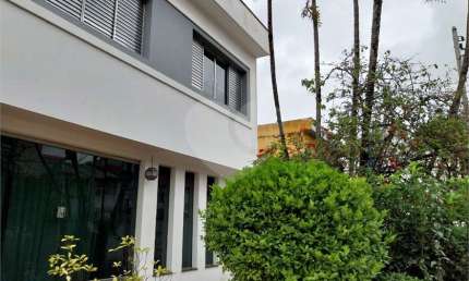 Sobrado com 4 quartos à venda ou para locação em Ipiranga - SP