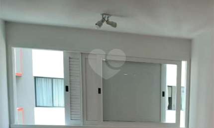 Apartamento com 1 quartos à venda em Cerqueira César - SP