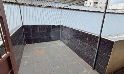 Casa com 3 quartos à venda na Rua Jaraguá, Bom Retiro, São Paulo