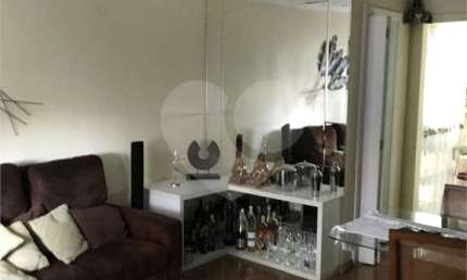 Condomínio com 2 quartos à venda em Vila Carrão - SP
