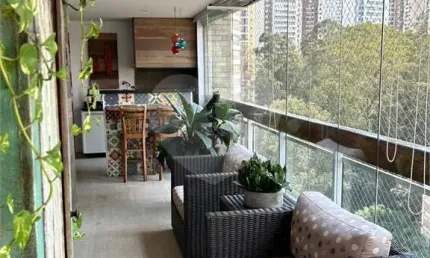 Apartamento com 3 quartos à venda em Vila Andrade - SP
