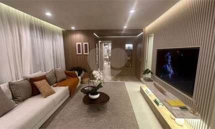 Apartamento com 3 quartos à venda em Pinheiros - SP