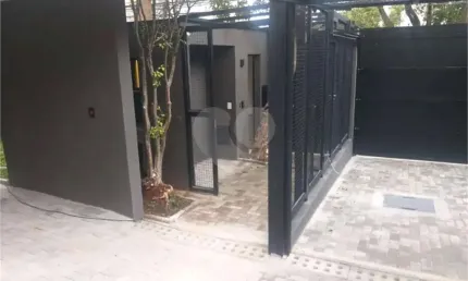 Condomínio com 2 quartos à venda em Vila Mariana - SP