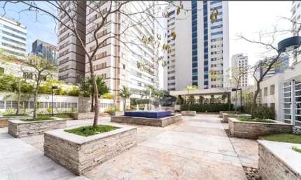 Apartamento com 3 quartos à venda ou para locação em Itaim Bibi - SP