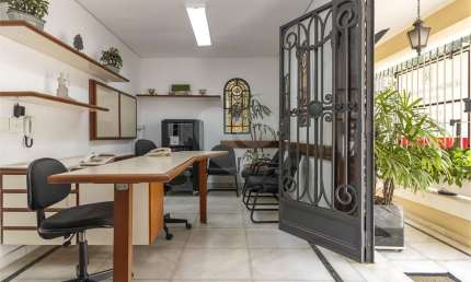 Casa com 12 quartos à venda na Avenida Pacaembu, Pacaembu, São Paulo