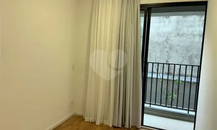 Apartamento com 1 quartos à venda ou para locação em Pinheiros - SP
