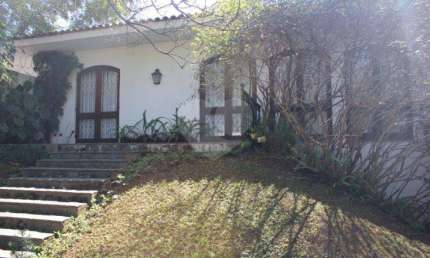 Casa térrea com 6 quartos à venda ou para locação em Vila Tramontano - SP
