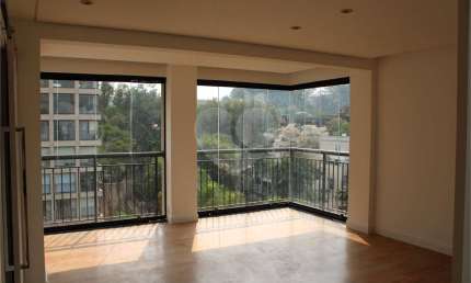 Apartamento com 3 quartos à venda ou para locação em Jardim Panorama - SP