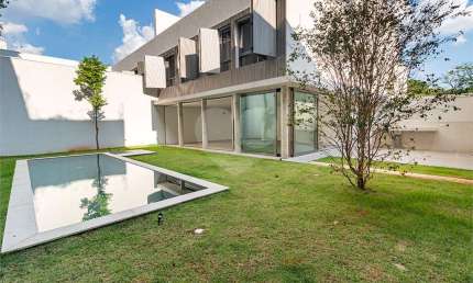 Condomínio com 3 quartos à venda em Alto De Pinheiros - SP