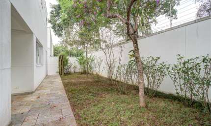 Condomínio com 4 quartos à venda ou para locação em Jardim Cordeiro - SP