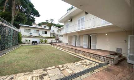 Sobrado com 4 quartos à venda ou para locação em Jardim Novo Mundo - SP