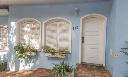 Casa térrea com 4 quartos à venda em Jardim Das Bandeiras - SP