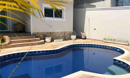 Sobrado com 4 quartos à venda em Jardim Franca - SP