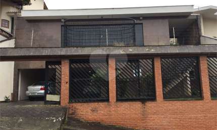 Sobrado com 3 quartos à venda ou para locação em Vila Irmãos Arnoni - SP