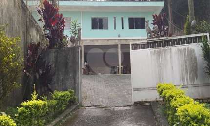 Casa térrea com 4 quartos à venda ou para locação em Tucuruvi - SP