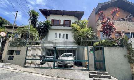 Sobrado com 6 quartos à venda em Vila Tramontano - SP