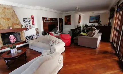 Casa térrea com 3 quartos à venda em Jardim Da Glória - SP