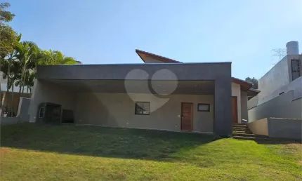 Condomínio com 4 quartos à venda em Alphaville - SP