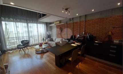 Duplex com 1 quartos à venda ou para locação em Cerqueira César - SP