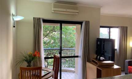 Flat com 2 quartos à venda ou para locação em Jardim Europa - SP