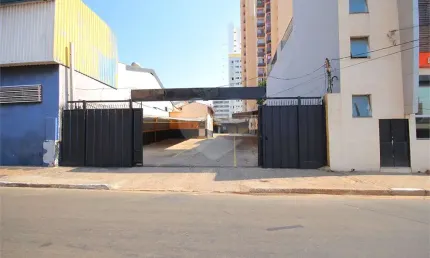 Terreno à venda na Rua Onze de Agosto, Cambuí, Campinas