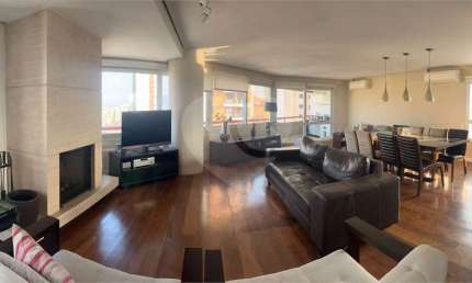 Apartamento com 4 quartos à venda ou para locação em Vila Andrade - SP