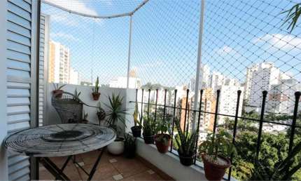 Apartamento com 3 quartos à venda em Vila Morumbi - SP
