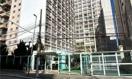 Apartamento com 3 quartos à venda em Bela Vista - SP