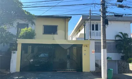 Casa à venda na Rua República do Iraque, Campo Belo, São Paulo