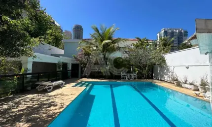 Casa em condomínio fechado com 5 quartos à venda na Avenida Senador Danton Jobim, Barra da Tijuca, Rio de Janeiro, 590 m2 por R$ 4.200.000