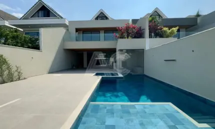 Casa em condomínio fechado com 5 quartos à venda na Rua Carlos Drummond de Andrade, Barra da Tijuca, Rio de Janeiro, 450 m2 por R$ 5.500.000