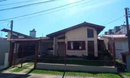 Casa com 3 quartos à venda na Rua Paraíso, Pinheiro, São Leopoldo