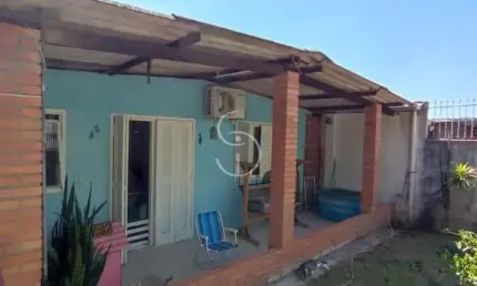 Casa com 2 quartos à venda na Rua Carlos Gomes, Rio Branco, São Leopoldo