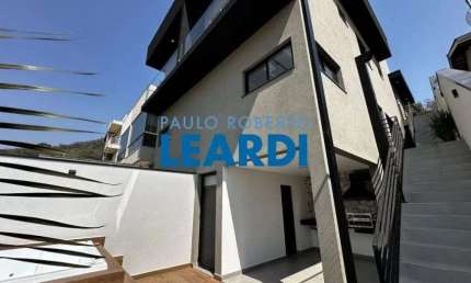 Casa com 3 quartos à venda no Jardim Maristela, Atibaia 