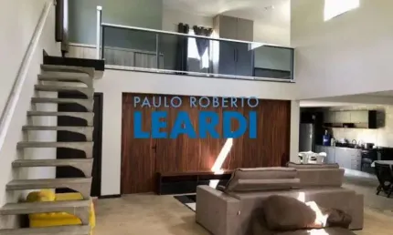 Casa com 2 quartos à venda no Centro, Piracaia 