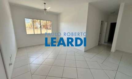 Apartamento com 2 quartos para alugar no Recreio Maristela, Atibaia 