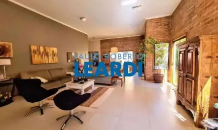 Casa em condomínio fechado com 3 quartos à venda no Condomínio Residencial Santa Helena, Bragança Paulista 