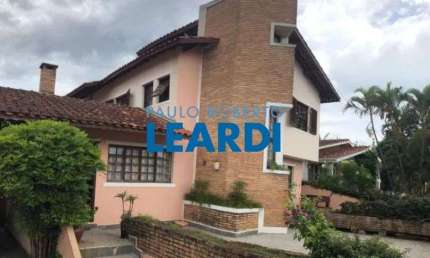 Casa com 4 quartos para alugar no Jardim Paulista, Atibaia 
