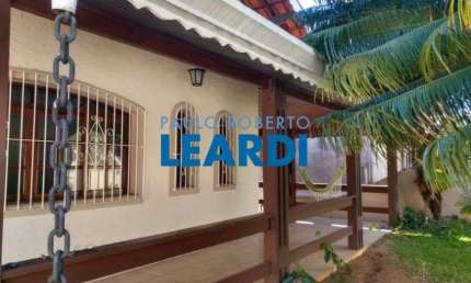 Casa com 3 quartos para alugar no Jardim do Lago, Atibaia 