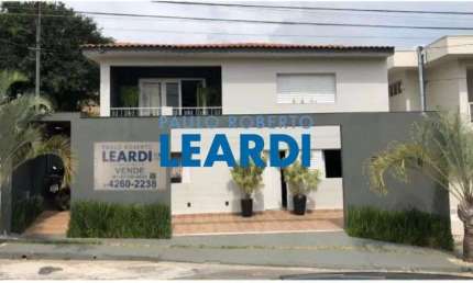 Casa com 4 quartos à venda na Rua Doutor Manoel José Villaça, Jardim Bela Vista, Bragança Paulista