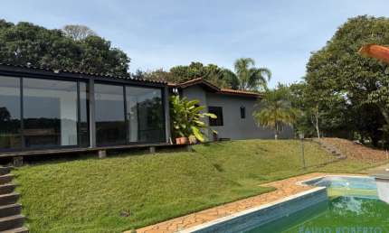 Oportunidade Casa em Condomínio de Alto Padrão em Bragança Paulista