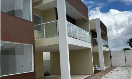 Casa à venda, 180 m² por R$ 750.000,00 - Pitangueiras - Lauro de Freitas/BA